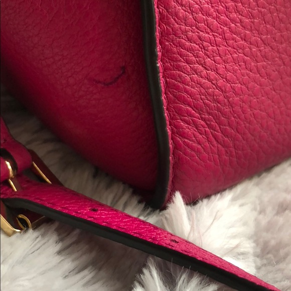 Micheal Kors Bag - Picture 3 of 6